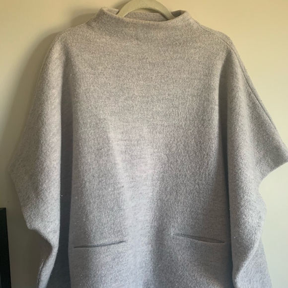 Oversized Coat - Picture 2 of 7